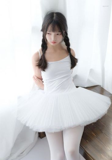 23西方大但人文艺术_720完整在线观看