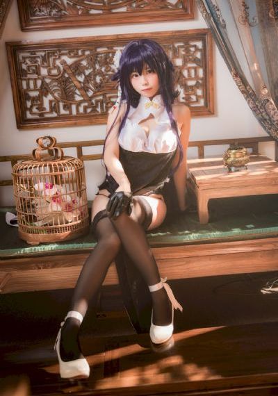 我的漂亮女房东3中字_十万网红美女美酱