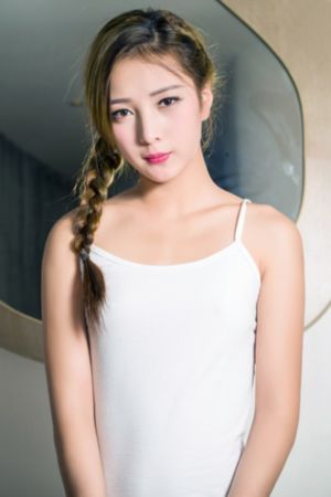 年轻丰满的岳母_蓝光在线观看高清