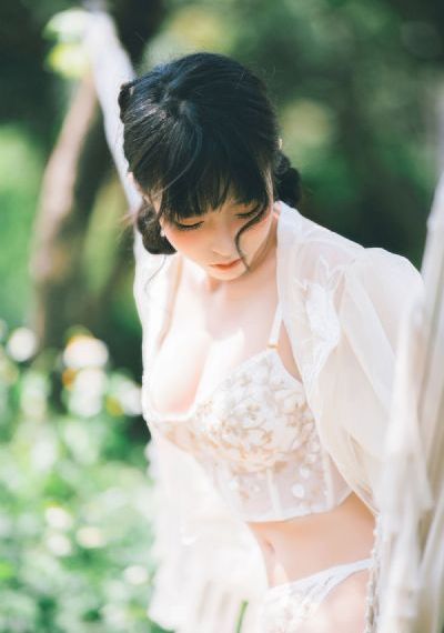 夏娃无删版大尺度片段_DVD手机在线观看