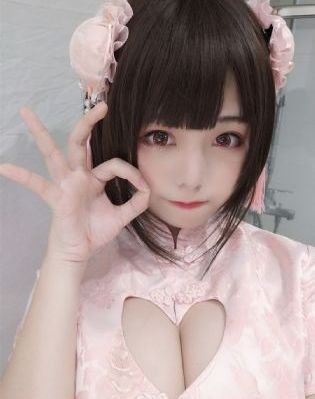 《美丽教师》电影_720神马影院在线