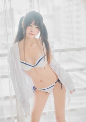 电车里的日日液液(h)_720高清视频播放